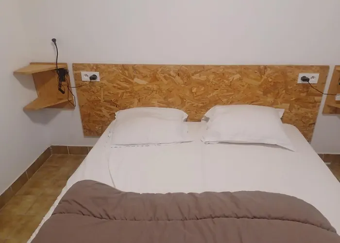 Les Chataigniers Maison 1 - 4pers * Calviac-en-Perigord